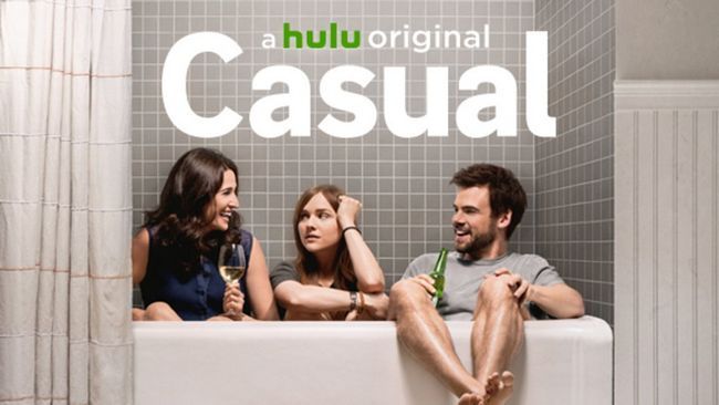 Hulu a officiellement renouvelé casual pour la saison 3 à la première en 2017 Photo